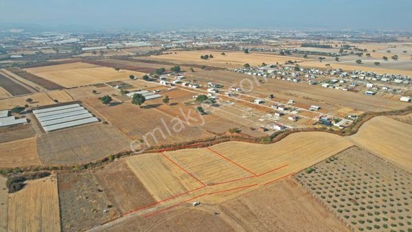 Menderes Görece'de 269 M2 Doğa Harikası Hisseli Tarla Satılıktır