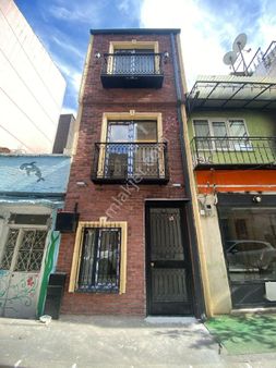 Fatih Kocamustafapasa Nın Göbeğinde 3 Katlı Imarlı Satılık Müstakil Bına