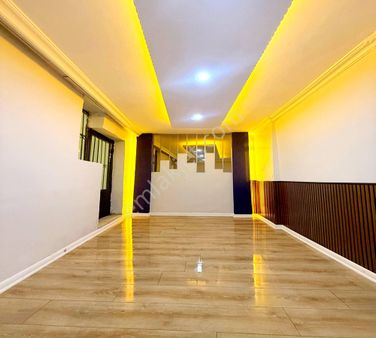 Beylikdüzü Ağca'dan Metrobüse Yakın 2+1 Şık Tasarımlı Daire