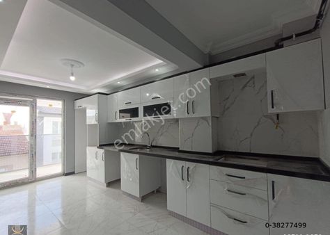 Poyraz Emlak'tan 71 Evler Mahallesi’nde Kafkas Caddesi Üzeri 3+1 130 M² Satılık Daireler