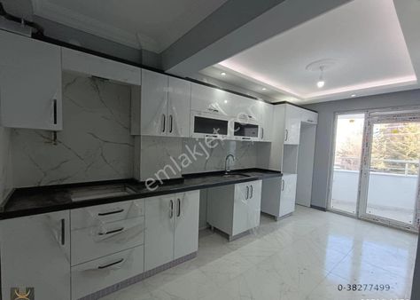 Poyraz Emlak'tan 71 Evler Mahallesi’nde Kafkas Caddesi Üzeri 3+1 130 M² Satılık Daire
