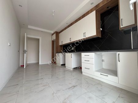 Muratdede'de 150m2 3+1 Geniş Full Kredili Arakat Ebeveyn B. Daire