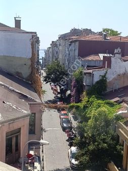 Kadıköy Merkezde Tarihi Binada Aydınlık Çatı Dublex