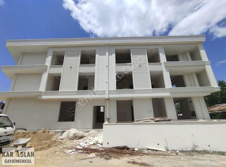 Başiskele Fatihte Satılık Lüks 3+1 Düz Daire