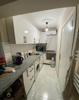 Azizoğlu Gayrimenkulden Üsküdar Valide Atik Mah 2+1 Satılık Daire