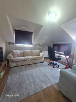 Oryaştan Ataşehir Kayışdağında Teraslı,iskanlı 55m2 1+1 Çatıkatı