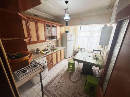 Kafkaslarda Ana Cadde Yakını 3+1 Ara Kat Ön Cephe Daire