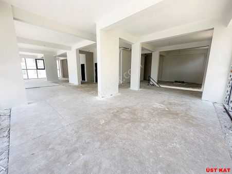 İki Dükkan İki Tapulu Tabela Değeri Yüksek Araç Takasına Uygun İvedik Cad. Cepheli 500 M2 Dükkan