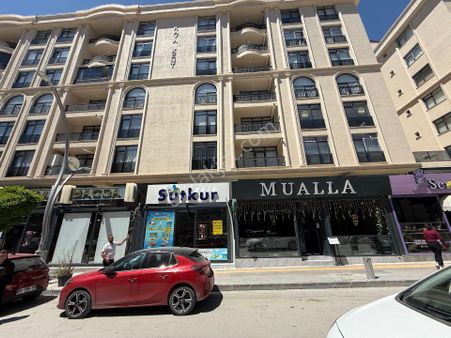 İkinisanda İşlek Cadde Üzerinde Satılık Dükkan