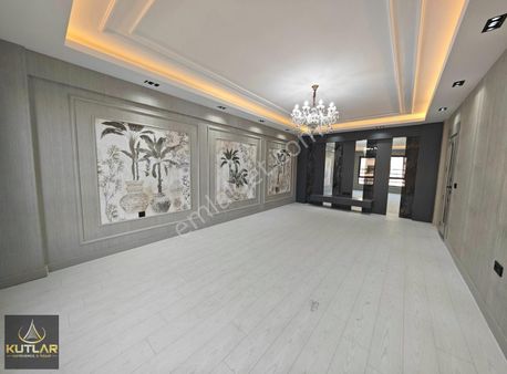 Kutlar'dan Abdülhamithan'da Kalitesiyle Zirvede *3,5+1*daireler