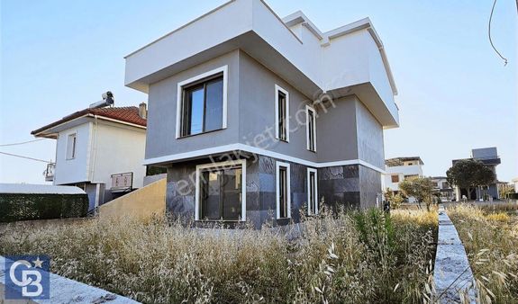 Şakran'da Denize 400 Metre Tam Müstakil 3+2 Satılık Villa