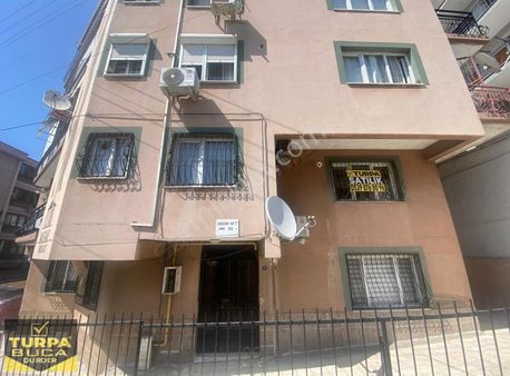 Turpa' Dan İstiklal Caddesinde 2+1 Kapalı Mutfak D.gazlı Daire