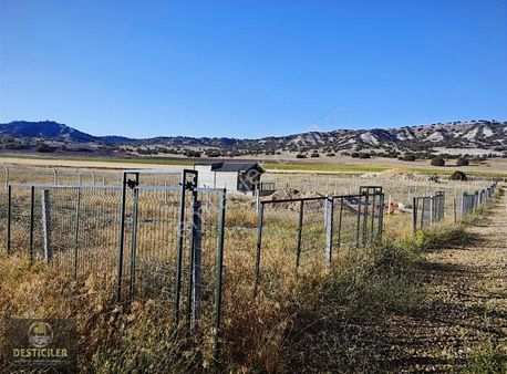 Au Desticiler Kızılinler Köyünde 250m2 Satılık Hobi Bahçeleri