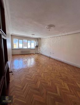 Hg-123 Yenidoğan Mah. Akasya Sitesi Geniş Arakat 3+1 Daire