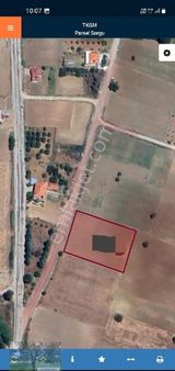 Kale Karaköyde İmar Sınırında Tarla