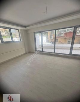 Bahçelide Yeni Bina 2+1 Bahçe Katı Teraslı 6 Milyon 950 Bin Tl Cansudan