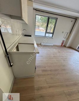 Anıttepede 1+1 Giriş Yeni Bina 6 Milyon Tl Cansudan