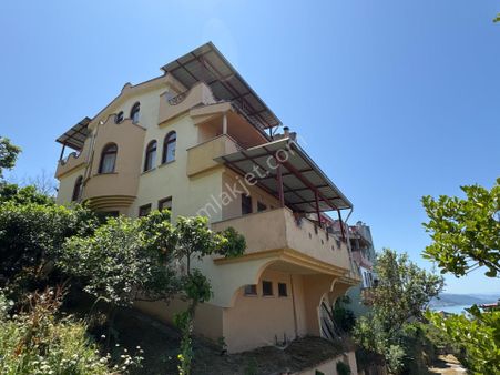 Keşap Tepeköyde Deniz Manzaralı Triplexs Villa..