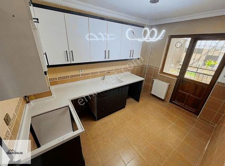 Güler Emlak'dan *diş Hastanesi Mevki * Yüksek Giriş* Satılık 3+1