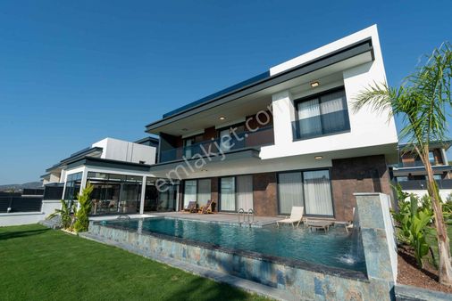 **rs Netten**kuşadasının En Ayrıcalıklı Malikhanesi