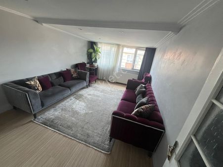 Üç Kardeşler'den İsmetpaşa Mh 4+2 Bağımsız Girişli 220m2 Dublex