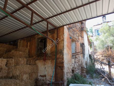 Sayrakçı Köyü Sökede Satılık Köy Evi