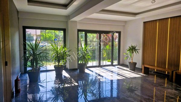 General Kazım Özalp Mahallesi’nde Manzaralı Sitede Sıfır Ayarında 2+1 Daire