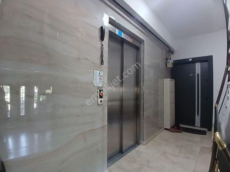 Zeymak Yapı Gayrimenkul Ssultanbeylı Mimarsinanda Satılık3+1 Alt Dübleks Daire