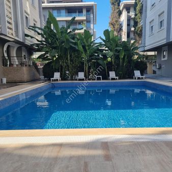 Konyaaltı Uluç'ta 3+1 Havuzlu Daire