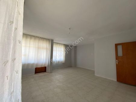 Satılık Ayrı Mutfak 3+1 Daıre Fırsatı