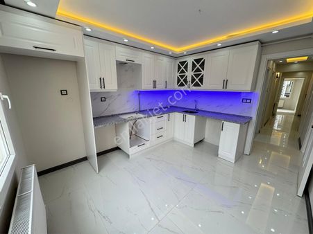 Manisa Ulupark Cvr Tabela Değeri Yüksek Fullüx Satılık 3+1 Arakat Daire