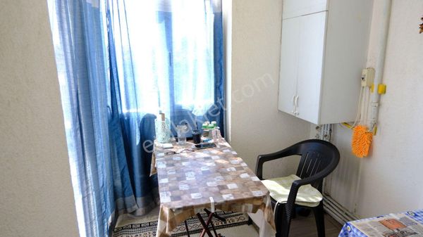 Karşıyaka Zübeyde Hanım Mahallesi'nde Satılık 3+1 Daire