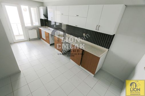 🟨⬛ Bandırma 17 Eylül'de Avm Yakını,site İçi Satılık 2+1 Daire⬛🟨