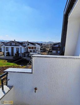 Fırsat Sakarya Kocaali Alandere Mah. 3 Katlı Tripleks Villa