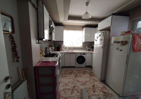 Sincan Mustafa Kemalde 3+1 Ful Yapılı Limitsiz Kredili Masrafsız Ön Cephe Ara Kat Dairesi