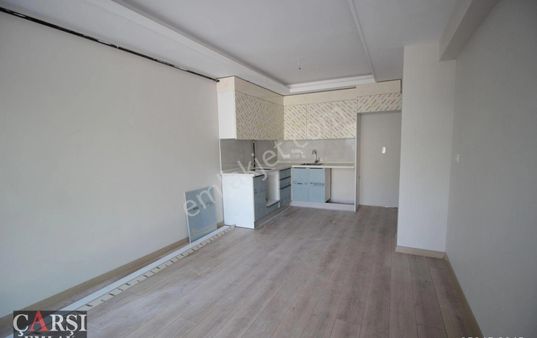 Çarşı"dan Anıtepenin En Güzel Sokağında 1+1 Şık Giriş Teraslı