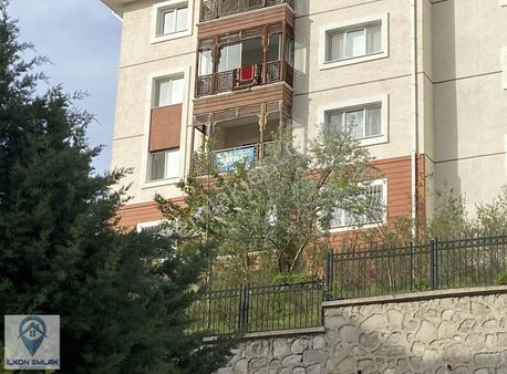 Toki Turkuazda Y Tipi İlk Okula Yakın Manzaralı 3+1