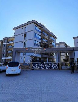 Varyant City Ara Kat Satılık 3+1 Kapalı Mutfak Daire