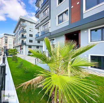 Beylikdüzü Adnan Kahveci Mahallesinde Site İçerisinde 2+1 Daire