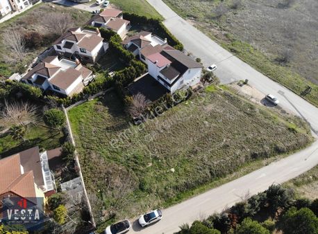 Özlüce 19 Mayıs Mahallesinde Köşe Parsel - Ticari + Villa İmarlı