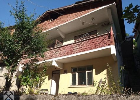 Çaydamar Mah.yol Kenarı Satılık İki Katlı Müstakil Ev