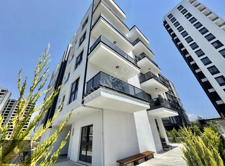 King'den Denize 400m Mesafe Sıfır 1+1 Satılık Daire
