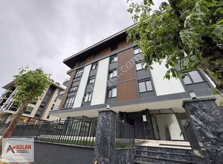 Çengelköy Merkezi Konumda 5+2 Dubleks Daire 280 M2 Net