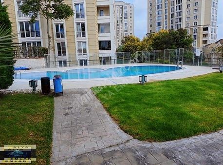 Bahçeşehir Uphiil Court Satılık 2+1 Daire