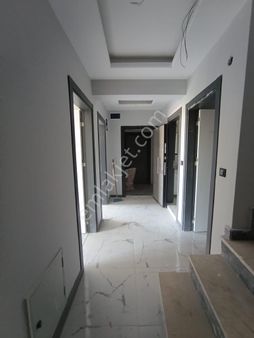 M.k.paşa Gayrimenkulden Selimiye'de 3+1 Yerden Isıtma Dubleks