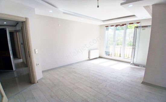 Avcılar Da Cadde Üzeri Merkezi Konumda Çift Girişli 4+2 Dublex