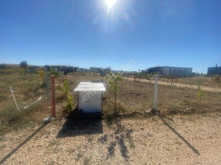 Sevgim'den Karadere'de Yol Üzerindem Satılık 348 M2 Hobi Bahçesi