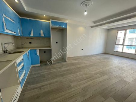 2+1 Geniş Kapalı Mutfak Daire