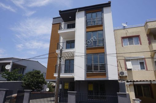 Çanakkale Bayramiç Camiicedit Mah.kahramanlar Sokak Lüx 1 + 1