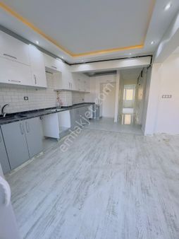 Manisa Şehzadeler Çarşı Mah. Fırsat 2+1 Arakat Full Lüks